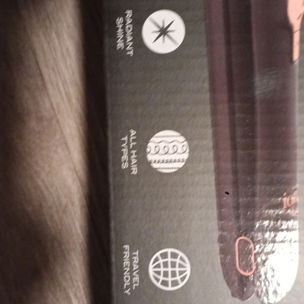 Ion Rose Gold and Black Flat Iron